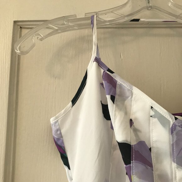 Banana Republic | Floral Pintuck Dress - Picture 7 of 13